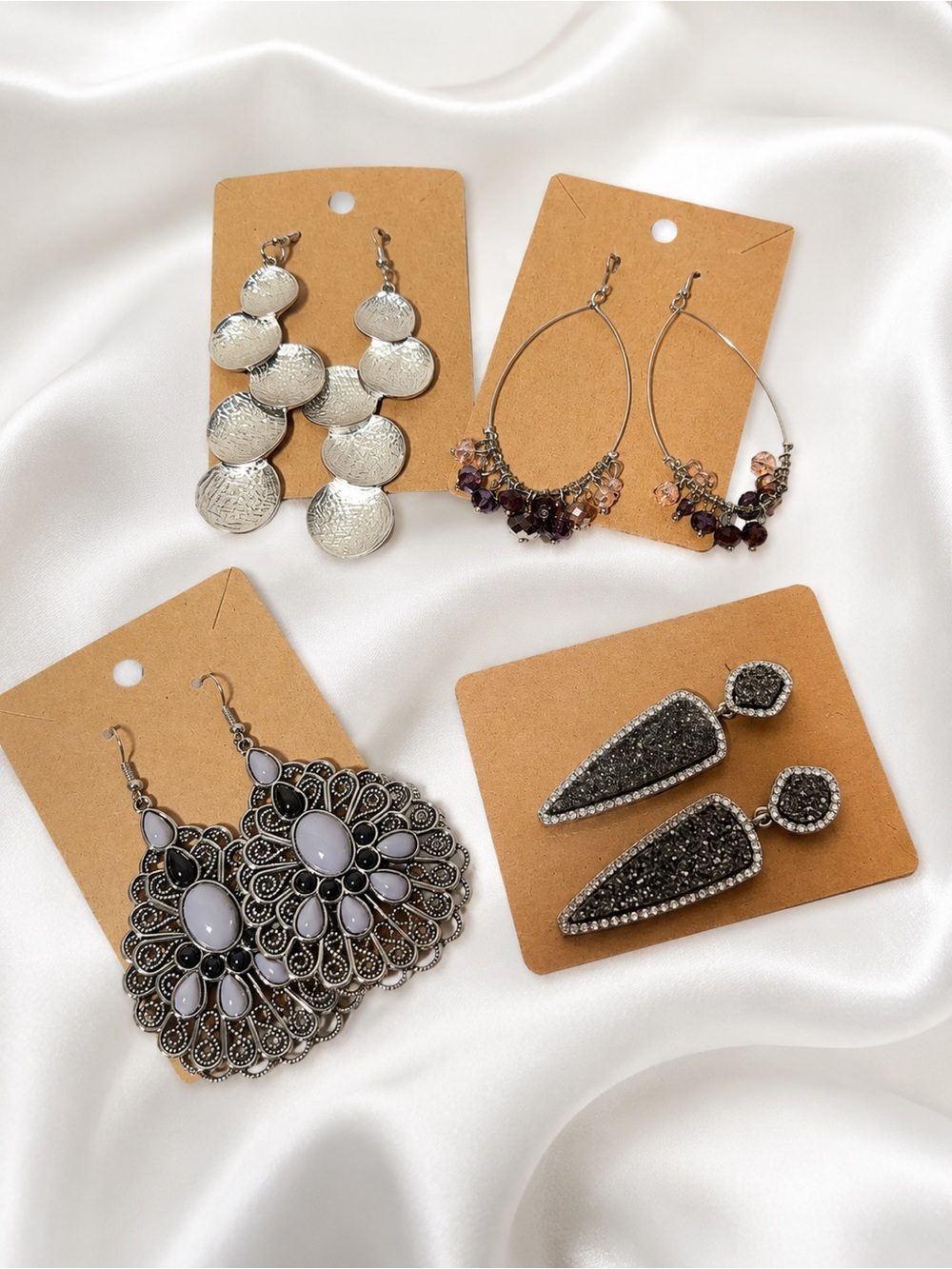 Earrings bundle!!   Assorted Women’s Earrings Set